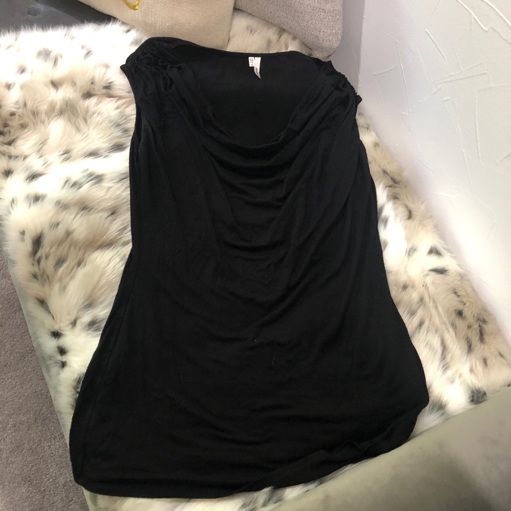 Black Tank